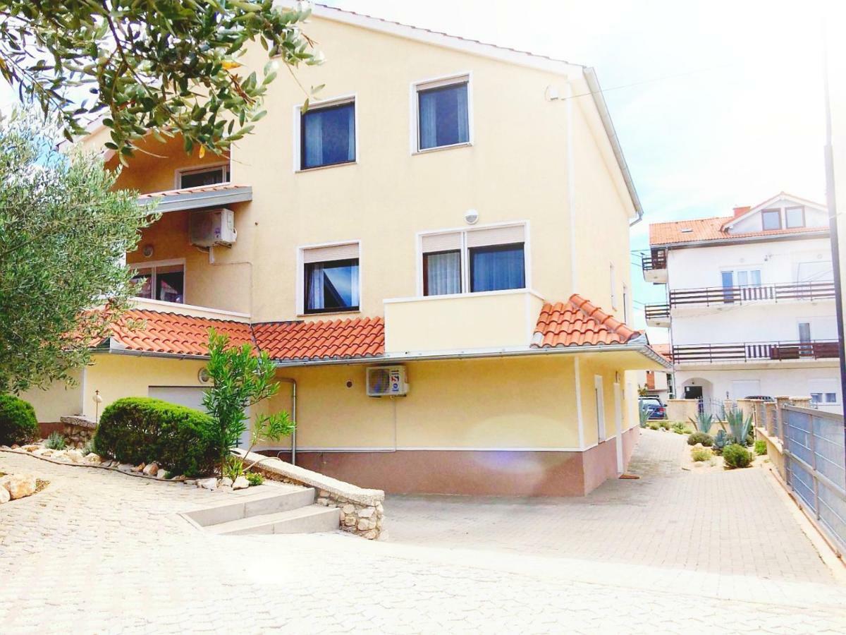 Nina Apartman Zára Kültér fotó
